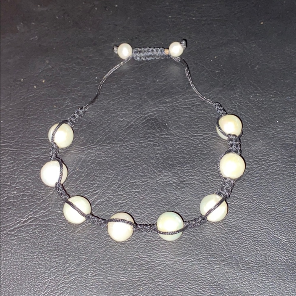 pearl bracelet
